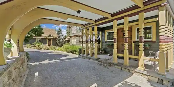 Image 4