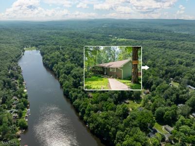 931 Cedar Dr