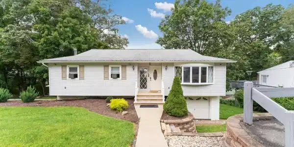 4 Jager Ct