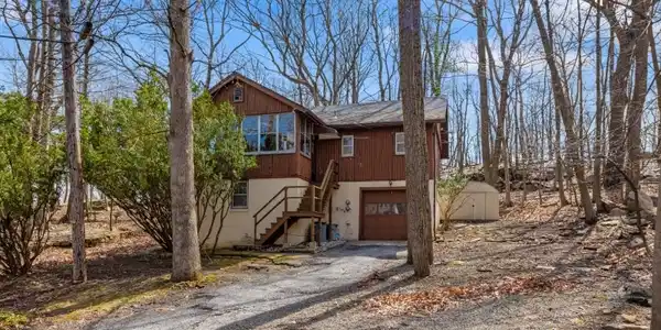 42 Wildwood Shores Dr