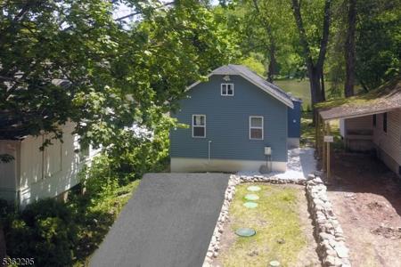 37 Lakeview Ter