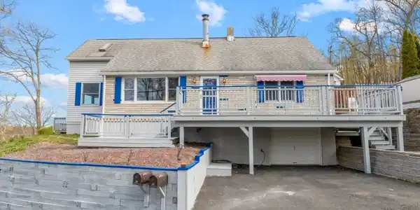 48 Castle Rock Rd