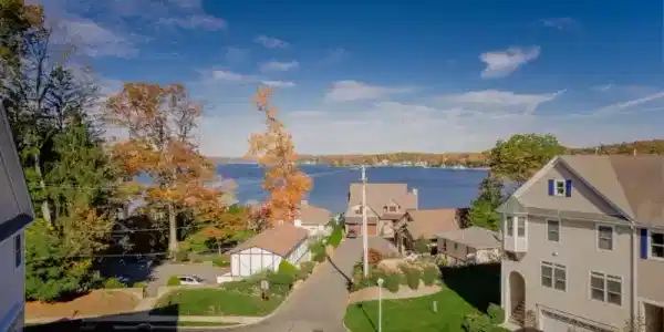 35 Catamaran Ct