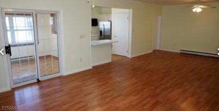 354 Lake Shore S