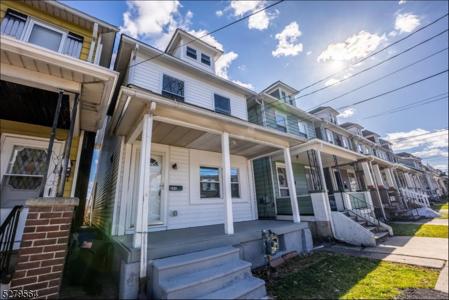 268 Irwin St