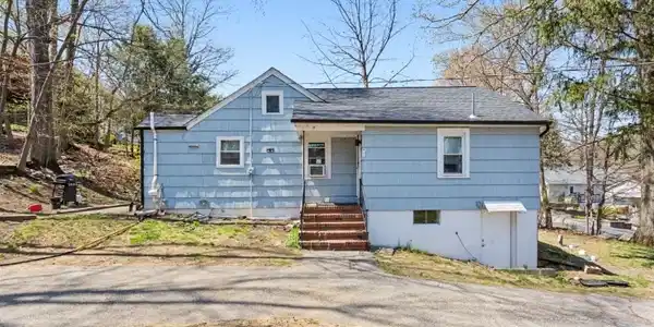 10 Central Ave