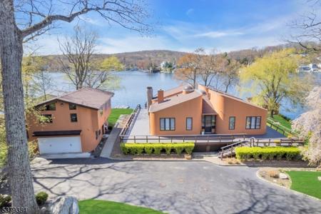 128 Chincopee Rd