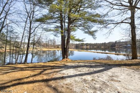 228 B Lake Shore North Co102