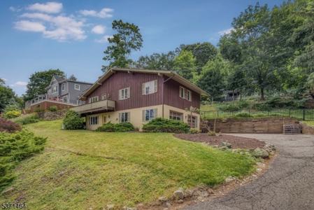 43 Maple Pkwy