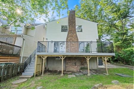 13 Landing Rd