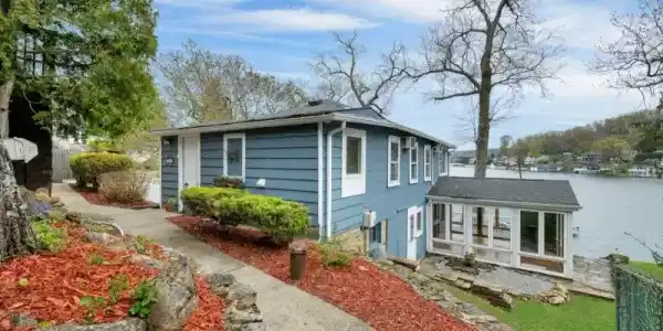 78 Ithanell Rd