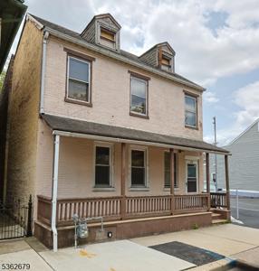124 Sitgreaves St