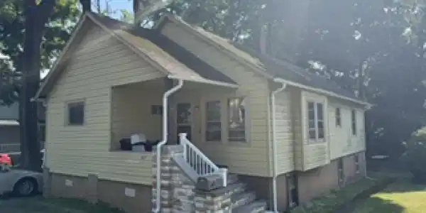 367 Howard Blvd
