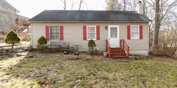 503 Benson Pl