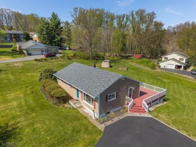 152 Park Ln