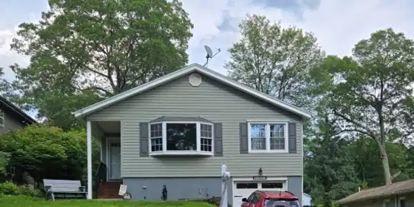 588 Dell Rd
