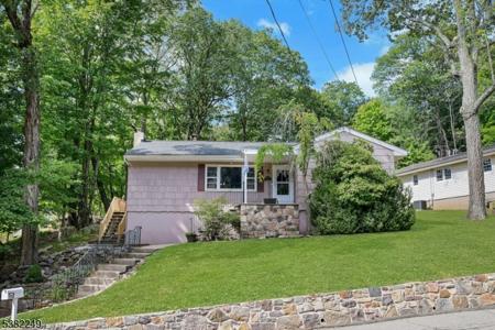 178 White Meadow Rd