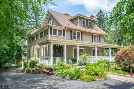 21 Hillcrest Rd