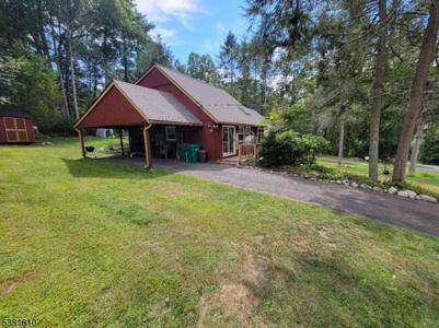 121 Hemlock Hill