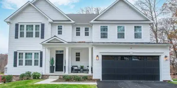 5 Zachary Dr