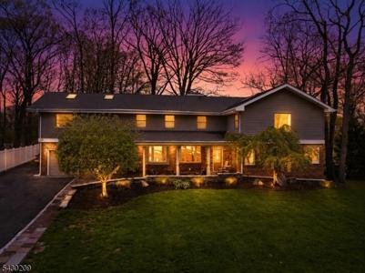 7 Oswego Ave