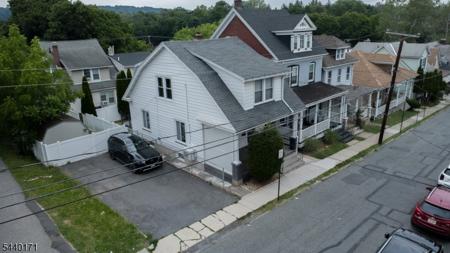 189 Summit Ave