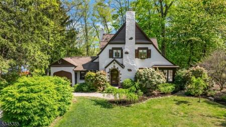 110 Kenilworth Rd