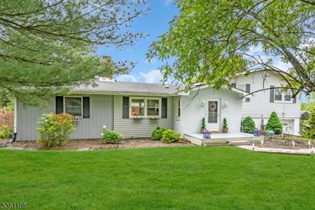 8 Chestnut Ave