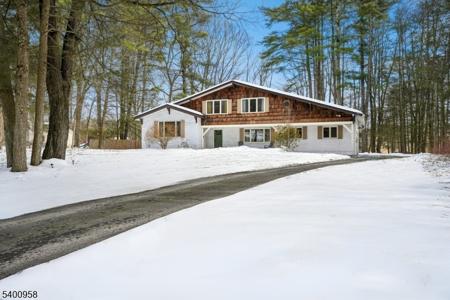 115 Autumn Dr