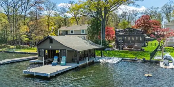 116 Chincopee Rd