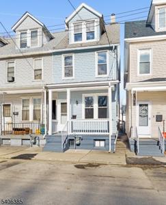 313 Mercer St