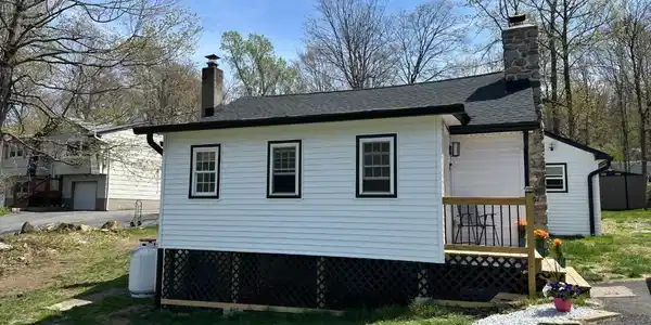 139 Bell Ave