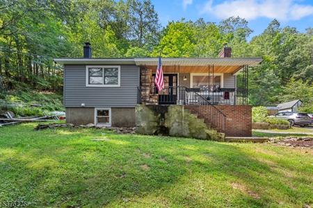 161 Breakneck Rd