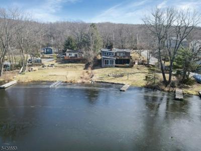 199 Lake Shore Dr