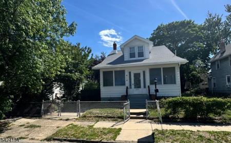 814 Somerset St
