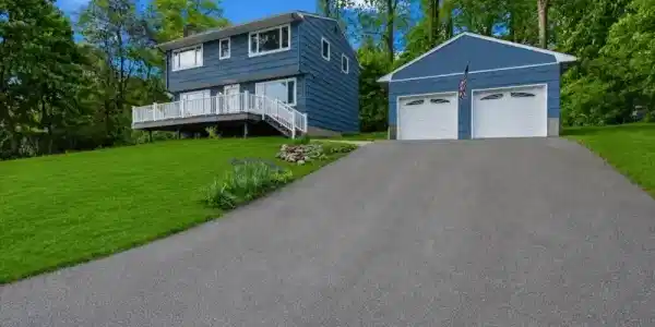 8 Cove Rd