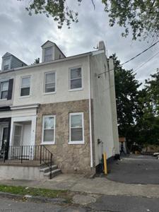 8 Hanover St