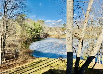 230 D Lake Shore North O4