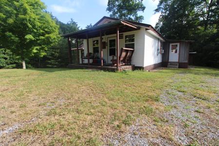 8157 Moncove Lake Rd