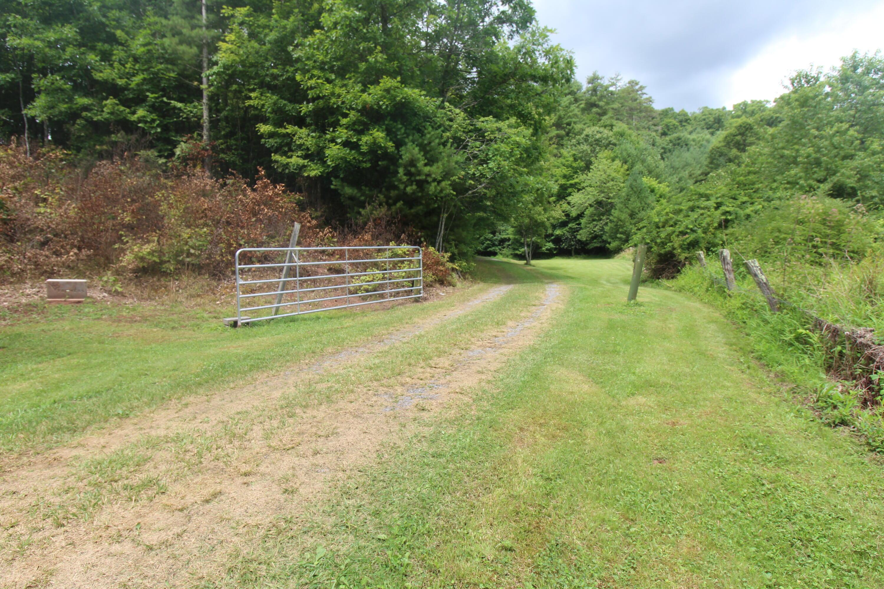Image 2: Road House