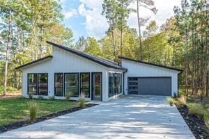 500 Wentworth Lane