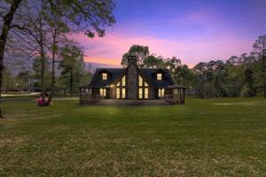 689 Landsend Drive