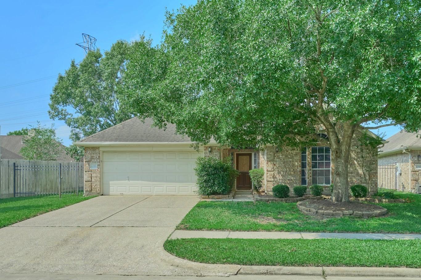 Image 1: Welcome home to 12318 Georgetown Park Ct!