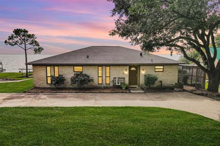 690 High Crest Drive