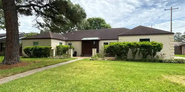 1010 Cedar Lane