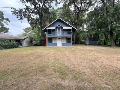 16 Hickory Hollow