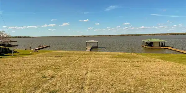 326 PR 5749
