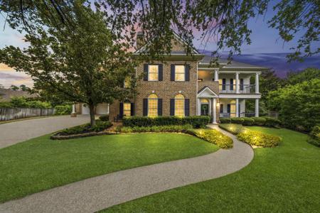 18 Dappled Sun Place