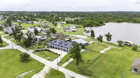 467 Laurel Cove W