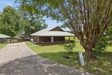 28 Hunters Creek Drive